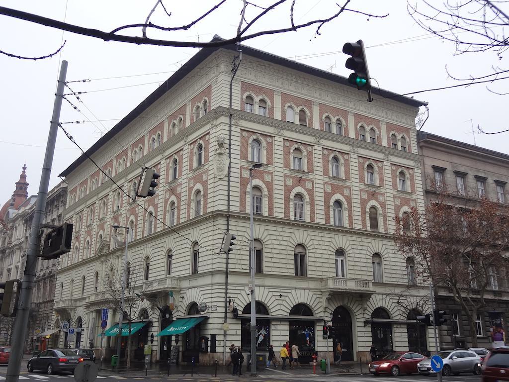 Residence Parliament Budapeste Exterior foto